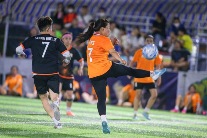 Giải khác - Các bóng hồng tranh tài sôi nổi tại giải S8 Ladies - 2109 Football Museum Cup (Hình 7).