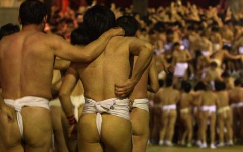 Lạ & Cười - Ngỡ ngàng dự ‘lễ hội khỏa thân’ ở Nhật Bản (Hình 5).