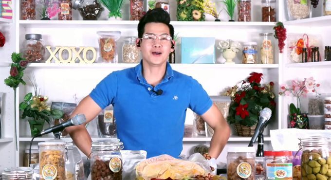 Văn hoá - Cuộc sống trái ngược của sao phim "Cổng mặt trời": Người chật vật mưu sinh, người thành giám đốc (Hình 6).