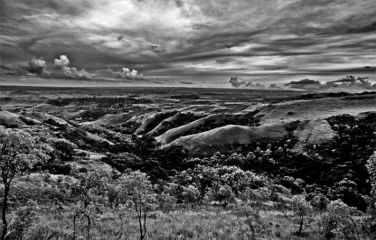 Văn hoá - Khám phá một Indonesia khác lạ qua những bức ảnh đen trắng (Hình 5).