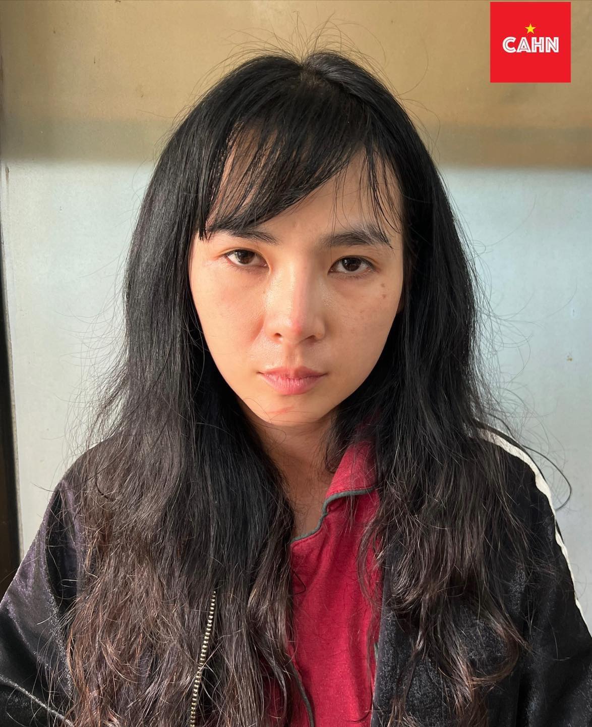 Pháp luật - Bắt giữ con dâu chiếm đoạt gần nửa tỷ đồng của mẹ chồng