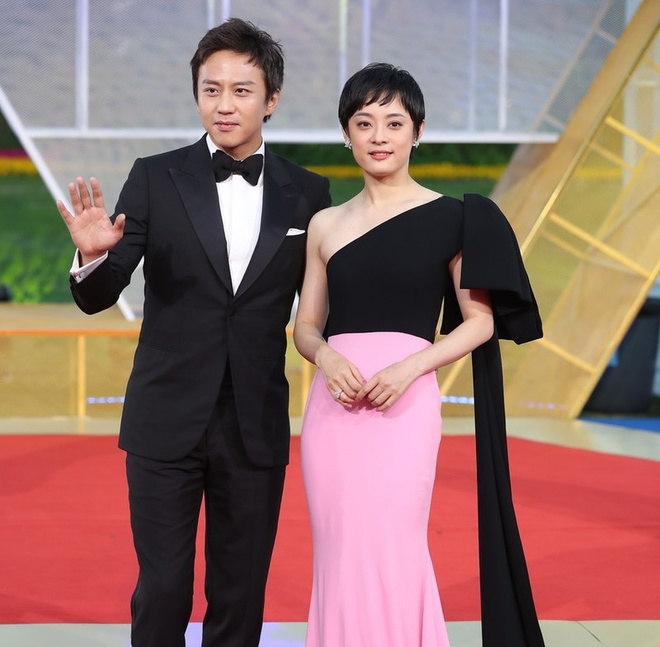 Văn hoá - Triệu Vy có hàng tỷ USD bị "xóa sổ" khỏi showbiz, nữ chính "Họa Bì" trả giá vì làm kẻ thứ 3 (Hình 10).