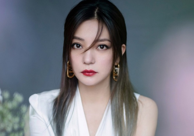 Văn hoá - Triệu Vy có hàng tỷ USD bị "xóa sổ" khỏi showbiz, nữ chính "Họa Bì" trả giá vì làm kẻ thứ 3 (Hình 3).