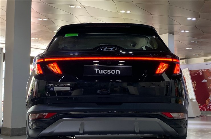 Công nghệ - So sánh 2024 Hyundai Kona và Hyundai Tucson (Hình 7).