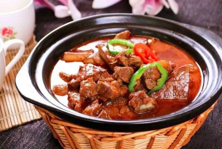 Đời sống - Thịt bò hầm 3 tiếng vẫn dai nhách, thêm 2 thứ này để thịt nhanh nhừ hơn (Hình 2).