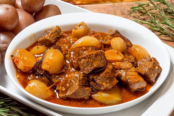 Đời sống - Thịt bò hầm 3 tiếng vẫn dai nhách, thêm 2 thứ này để thịt nhanh nhừ hơn