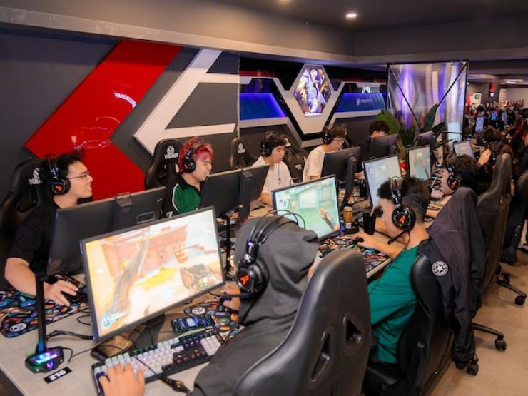 Khởi nghiệp từ những món quà tặng mẹ, chàng trai 9X mang về doanh thu “khủng”- Ảnh 4. Game mang lại doanh thu