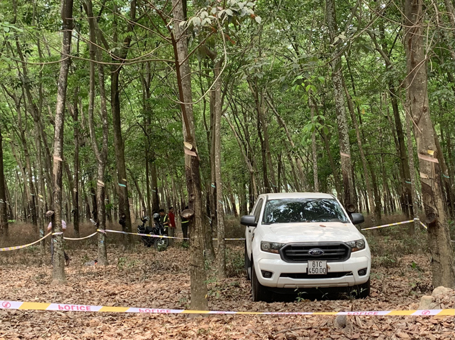An ninh - H&igrave;nh sự - Vụ nữ kế to&aacute;n bị s&aacute;t hại: Hiện trường nơi nghi phạm gi&aacute;m đốc bỏ lại &ocirc; t&ocirc;&nbsp;