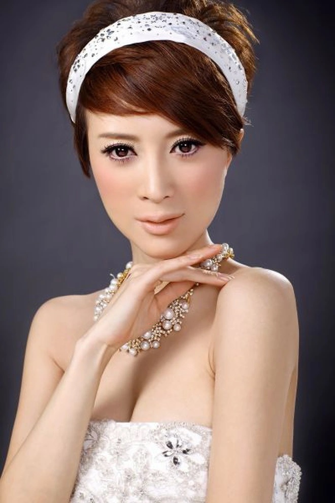 Văn hoá - Đường tình sóng gió của mỹ nữ đẹp nhất nhì Tây Du Ký, cùng lúc "cặp kè" 2 cha con (Hình 5).