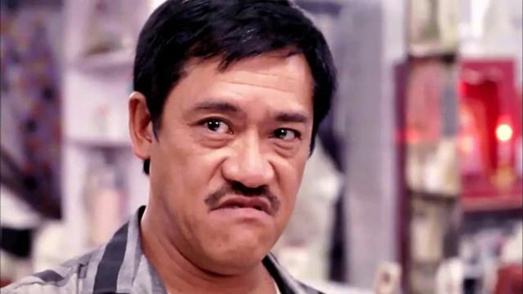 Văn hoá - Cảnh phim "vua hài ngang cơ Thành Long" nhìn trộm mỹ nữ tắm bất ngờ được tìm kiếm (Hình 2).