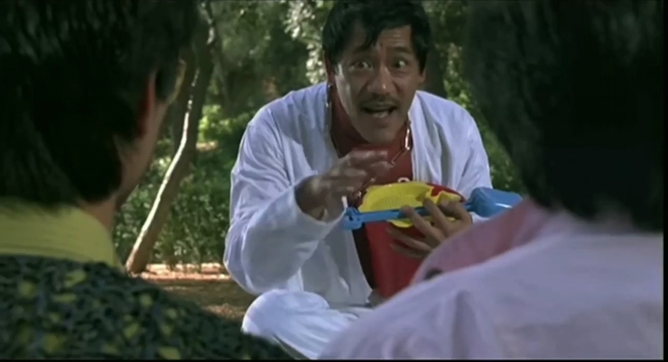 Văn hoá - Cảnh phim "vua hài ngang cơ Thành Long" nhìn trộm mỹ nữ tắm bất ngờ được tìm kiếm (Hình 9).