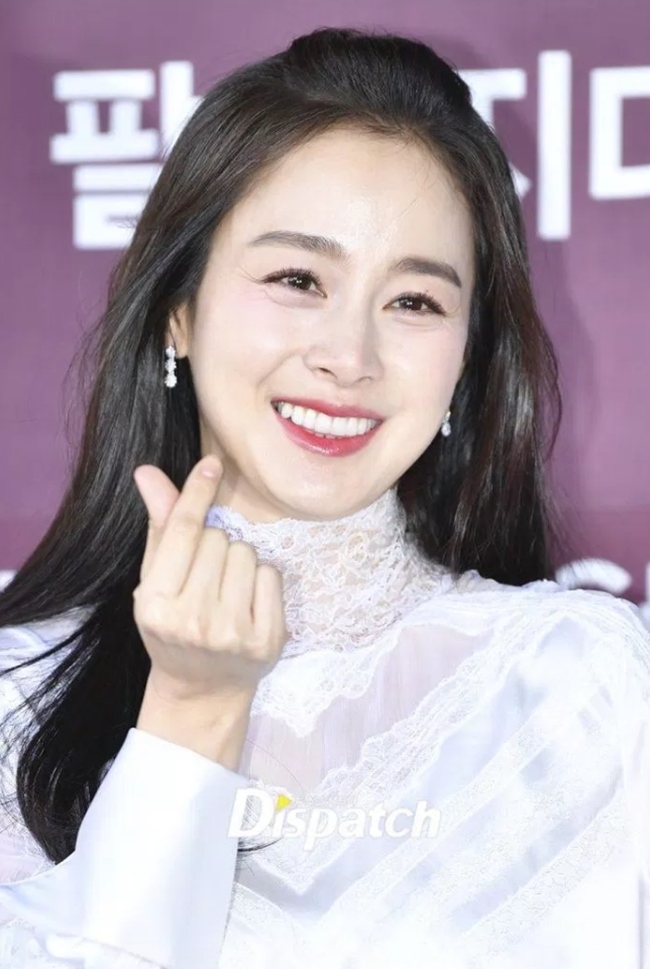 Văn hoá - Kim Tae Hee lão hóa ngược nhờ uống 3 thứ rẻ tiền