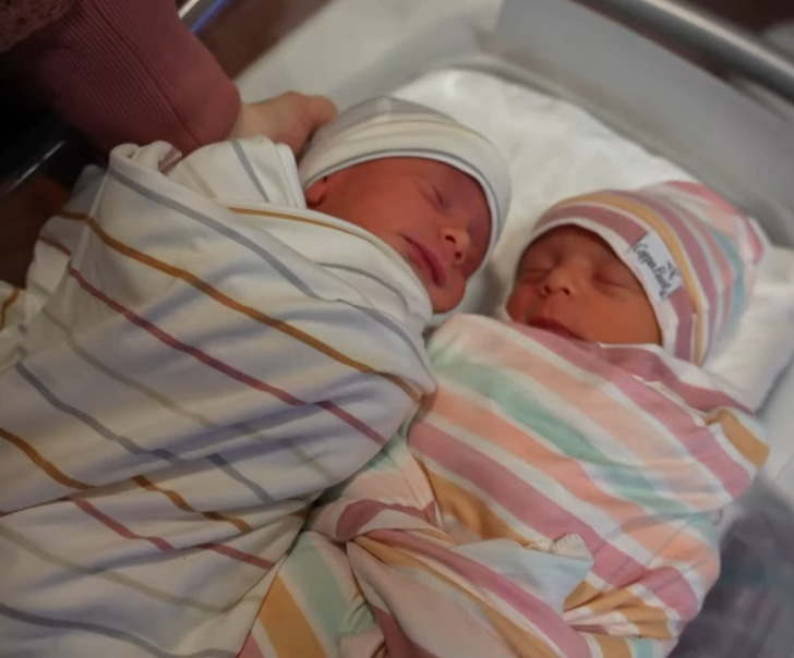 Đời sống - Người phụ nữ đã cắt buồng trứng vẫn sinh đôi một cách kỳ diệu (Hình 4).