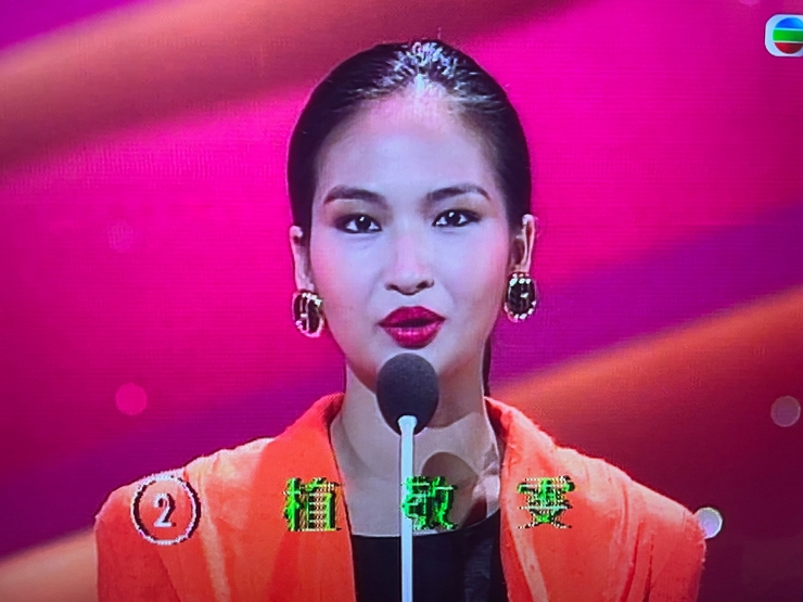 Giải trí - Người đẹp "xấu lạ" đóng phim người lớn mãi không nổi tiếng giờ thay đổi ngỡ ngàng (Hình 2).
