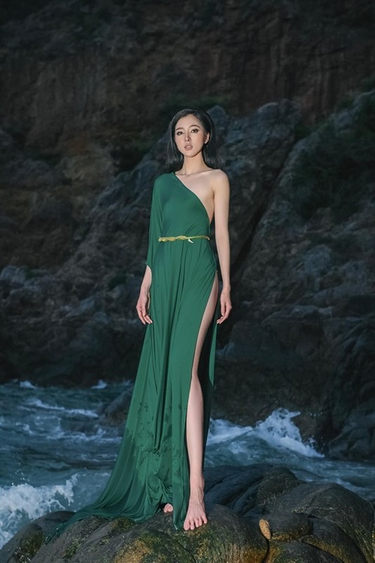 Văn hoá - 3 "bóng hồng" V-biz cao trên 1m72 khiến ông xã phải dè chừng (Hình 11).