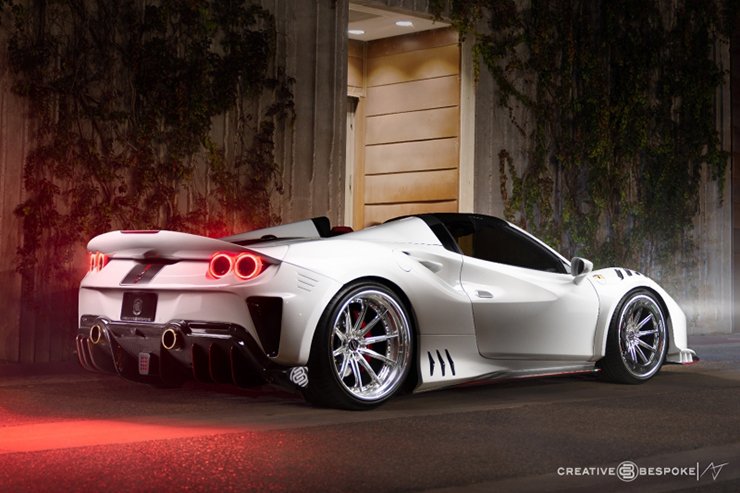 Không nên bỏ lỡ - Cận cảnh Ferrari F8 Spider độ Bespoke Carbon độc nhất thế giới (Hình 8).