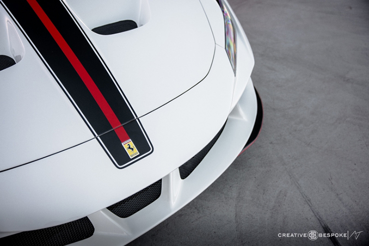 Không nên bỏ lỡ - Cận cảnh Ferrari F8 Spider độ Bespoke Carbon độc nhất thế giới (Hình 6).