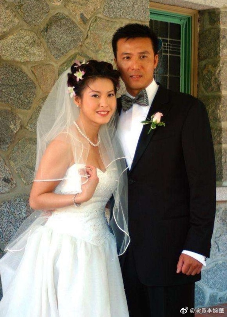 Văn hoá - Nhan sắc ngỡ ngàng của sao phim người lớn "trúng sét ái tình" với "Triển Chiêu" Hà Gia Kính (Hình 9).