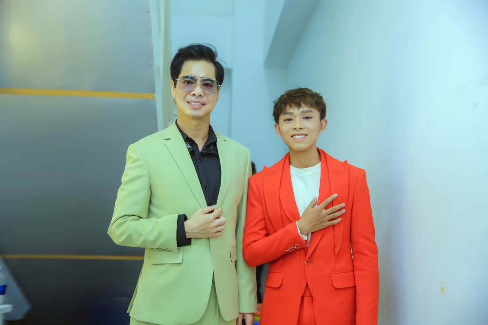 Văn hoá - Cuộc sống tràn ngập tiền, vàng của Hồ Văn Cường sau khi ra ở riêng (Hình 3).