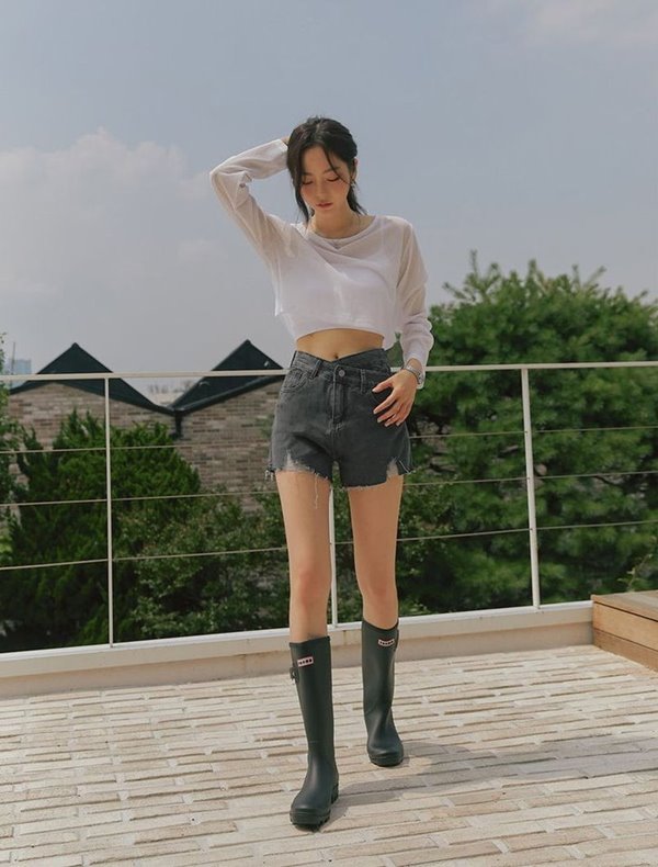 Văn hoá - 5 cách giúp nàng chinh phục chiếc áo crop-top (Hình 14).