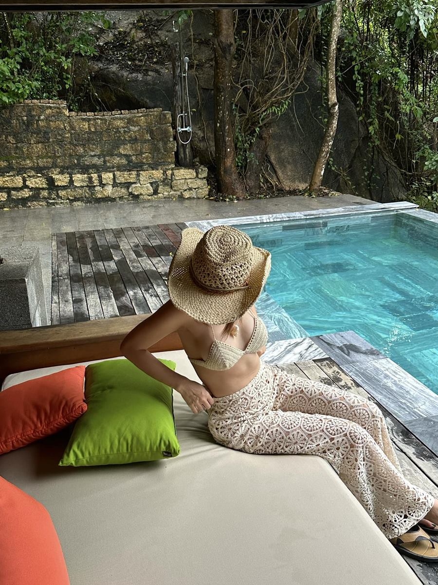 Văn hoá - Những lần mặc bikini không quá hở vẫn siêu hot của chị đẹp U40 Yến Trang (Hình 3).