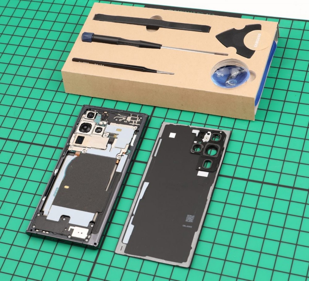 Không nên bỏ lỡ - Samsung lại "sao chép" bước đi khôn ngoan của Apple