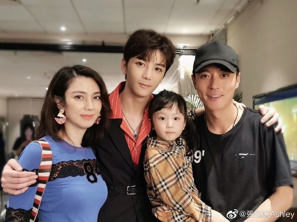 Văn hoá - Khán giả sốc nặng trước nhan sắc "lụi tàn" của mỹ nhân TVB, hết thời phải bán hàng online (Hình 6).