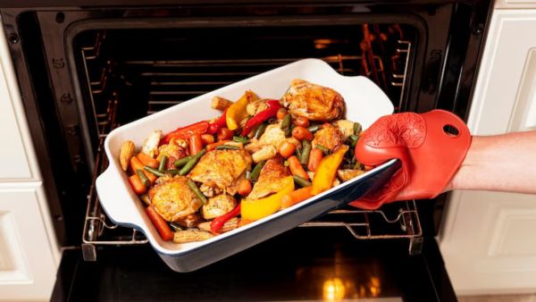 Đời sống - Những lầm tưởng sức khỏe mà nhiều người vẫn nghĩ khi sử dụng lò vi sóng