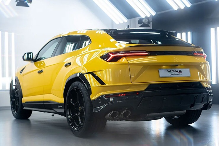 Không nên bỏ lỡ - Hãng Lamborghini triệu hồi hơn 2.000 xe Urus vì lỗi nắp ca-pô (Hình 2).