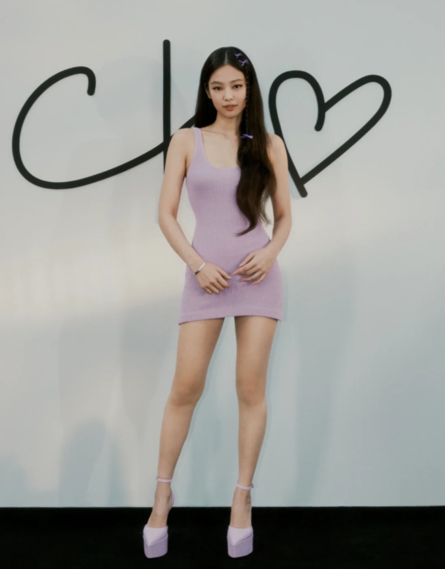 Văn hoá - Học Jennie (Blackpink) cách lên đồ sành điệu với quần jeans