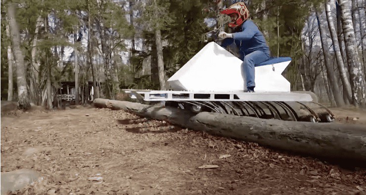 Cuộc sống số - Độc đáo: Xe điện với 18 "chân rết" di chuyển cực linh hoạt trên nhiều địa hình