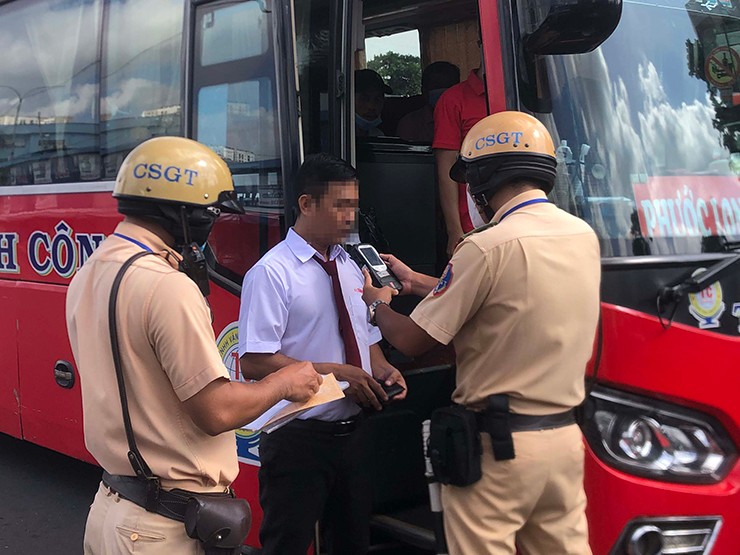 Đời sống - Uống 2 ly bia buổi tối, sáng lái xe bị phạt 7 triệu đồng