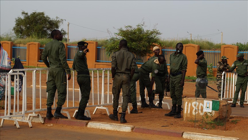 Thế giới - Niger: Hàng trăm người biểu tình dọa chiếm căn cứ quân sự, Đại sứ quán Pháp (Hình 2).