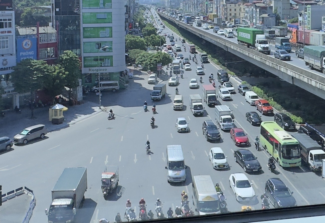 Chính sách - Dự thảo luật mới: Quy tắc mới tài xế ô tô, xe máy phải làm khi rẽ trái, rẽ phải