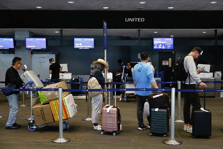 Thế giới - Lỗi máy tính khiến hơn 200 chuyến bay không thể cất cánh (Hình 2).