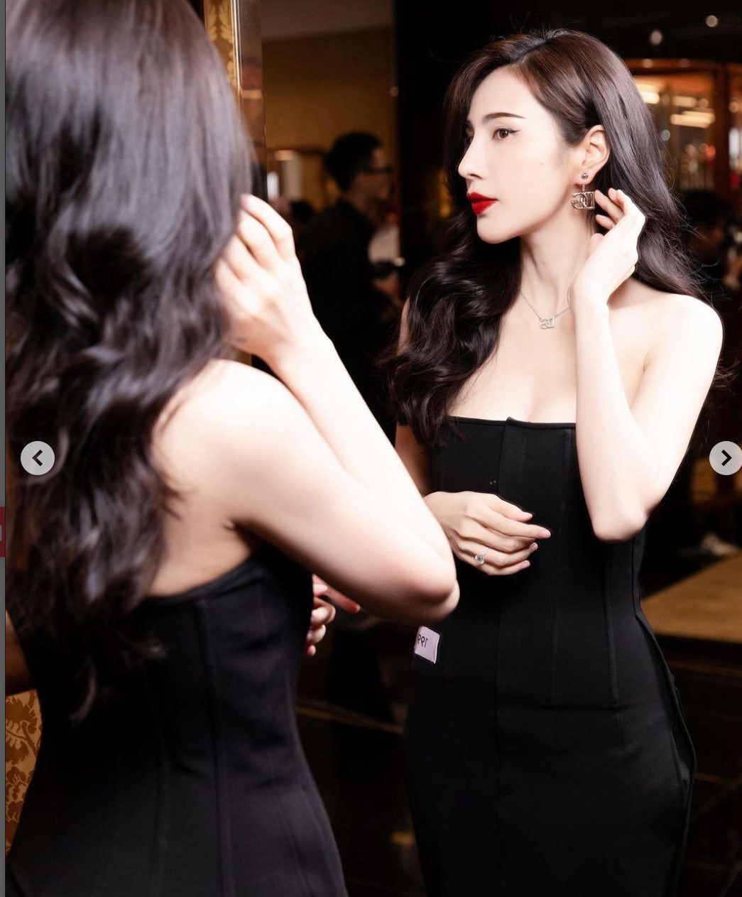 Giải trí - Thủy Tiên lộ vẻ ngoài hoàn toàn lạ lẫm, làn da trắng sứ như "Bạch Tuyết đời thật" (Hình 3).