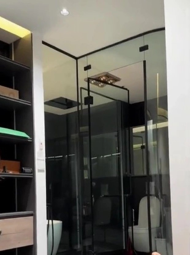 Giải trí - Căn hộ 'tiền tỷ' của Đoàn Văn Hậu: View nhìn triệu đô, có góc để đồ chơi trăm triệu (Hình 3).