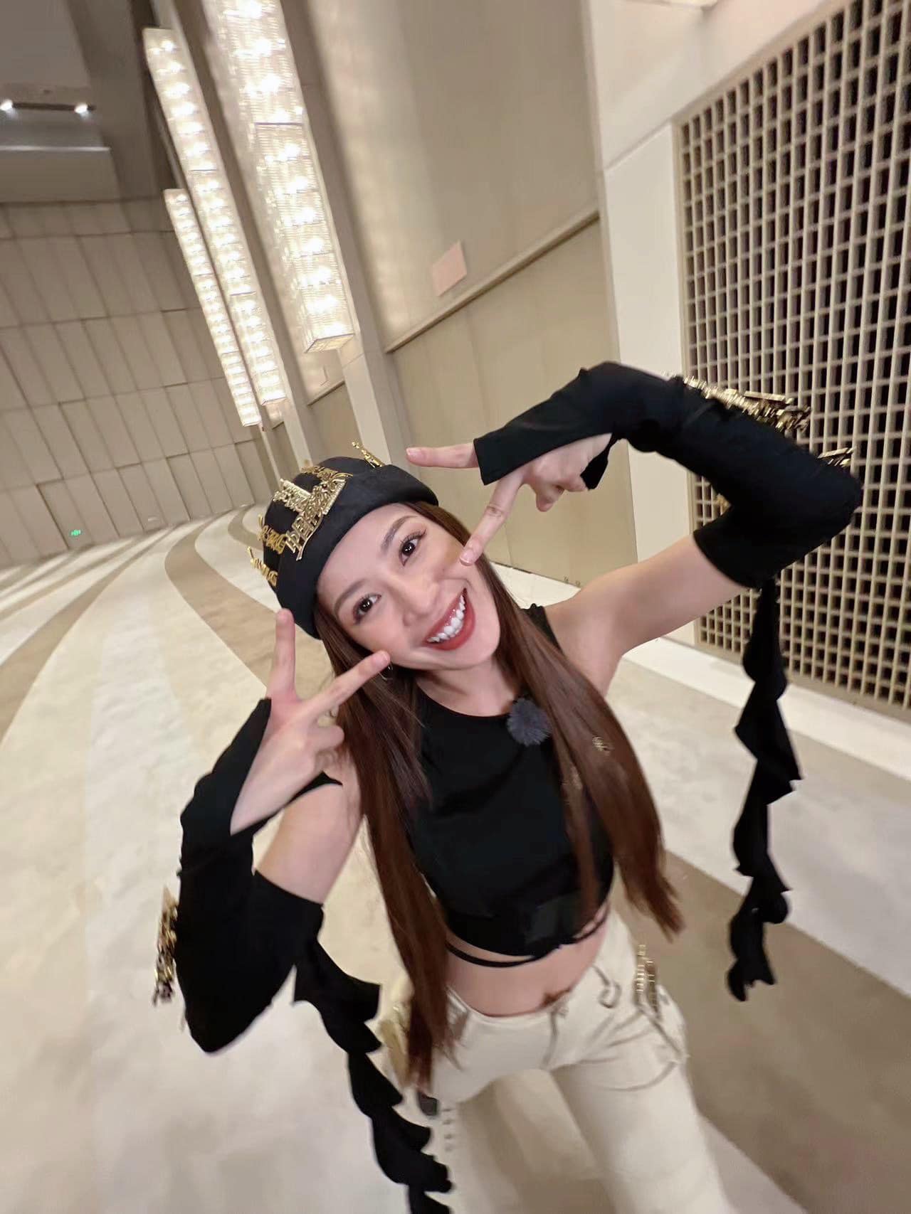 Giải trí - 'Sắc nước hương trời' nhưng Chi Pu cũng từng phải 'dao kéo' mới được như hiện tại