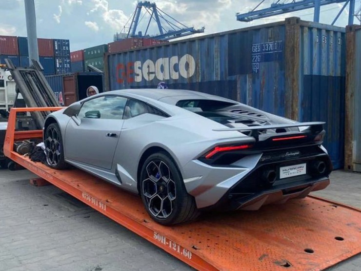 Công nghệ - Biển số đấu giá 51K - 899.99 chính thức lên xe Lamborghini (Hình 3).