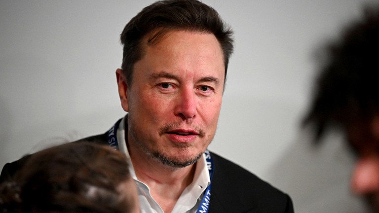 Thế giới - Tỷ phú Elon Musk đưa ra lời khuyên về cuộc phản công của Ukraine