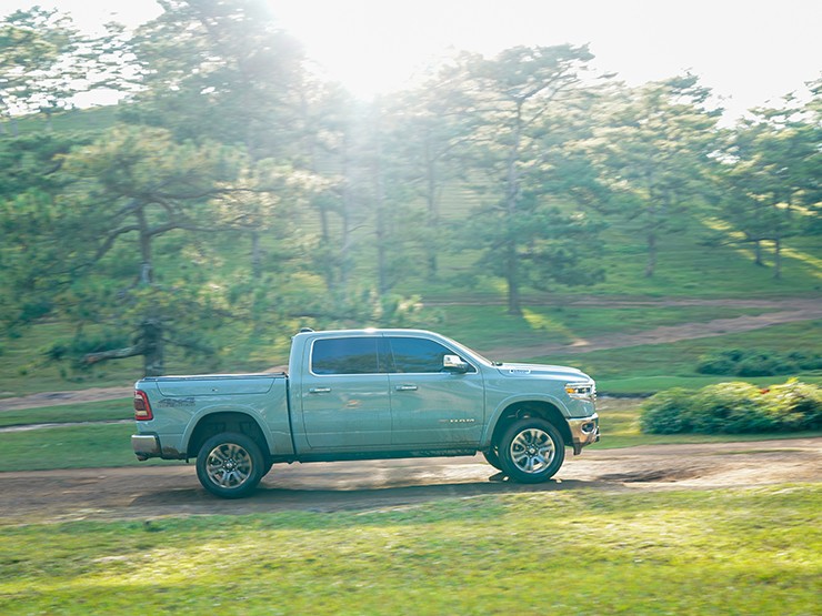 Công nghệ - Trải nghiệm xe RAM 1500 phiên bản Longhorn, chú ngựa chiến miền Viễn Tây (Hình 14).