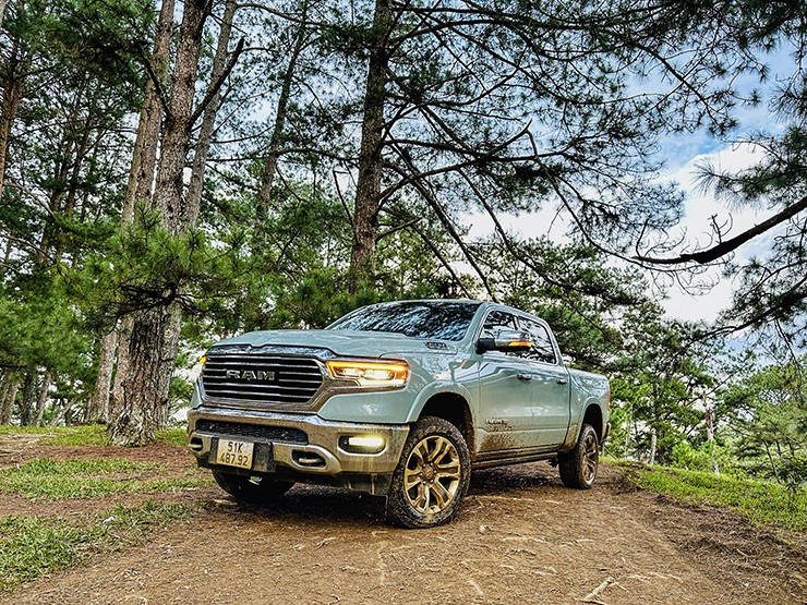 Công nghệ - Trải nghiệm xe RAM 1500 phiên bản Longhorn, chú ngựa chiến miền Viễn Tây (Hình 12).