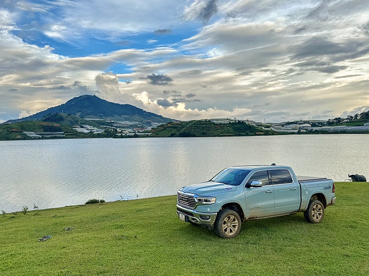 Công nghệ - Trải nghiệm xe RAM 1500 phiên bản Longhorn, chú ngựa chiến miền Viễn Tây (Hình 4).