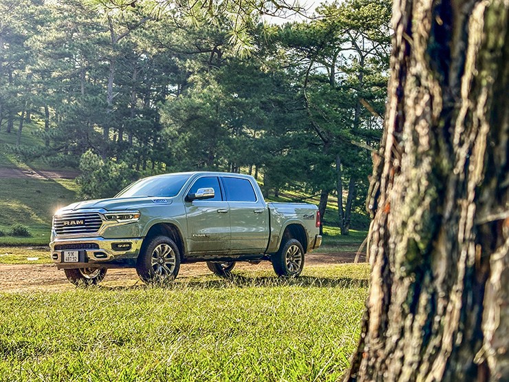 Công nghệ - Trải nghiệm xe RAM 1500 phiên bản Longhorn, chú ngựa chiến miền Viễn Tây (Hình 2).