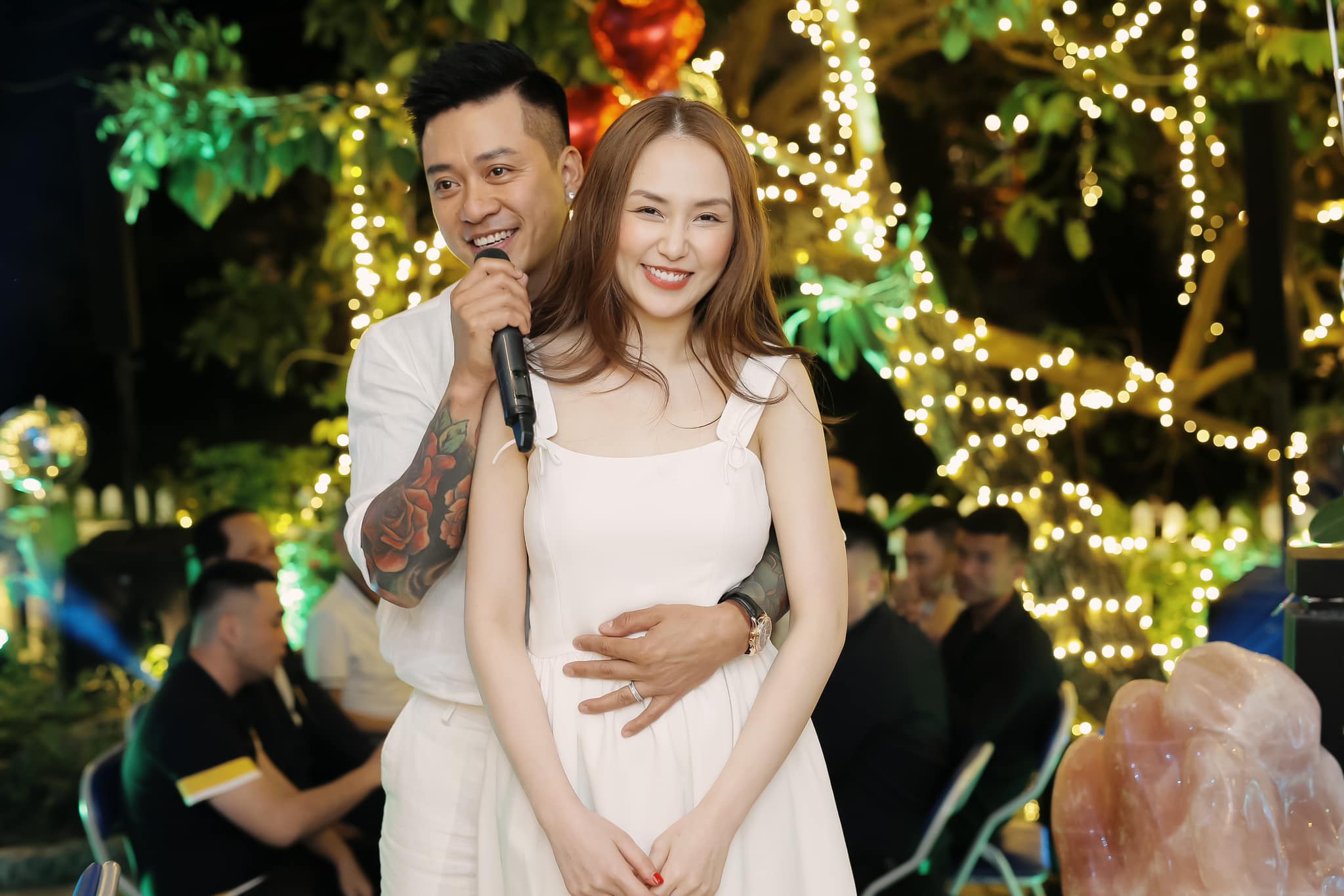 Giải trí - Tuấn Hưng nói về phát ngôn: 'Cho mẹ ruột và vợ ở chung thì nguy cơ tan vỡ gia đình nhanh' (Hình 4).