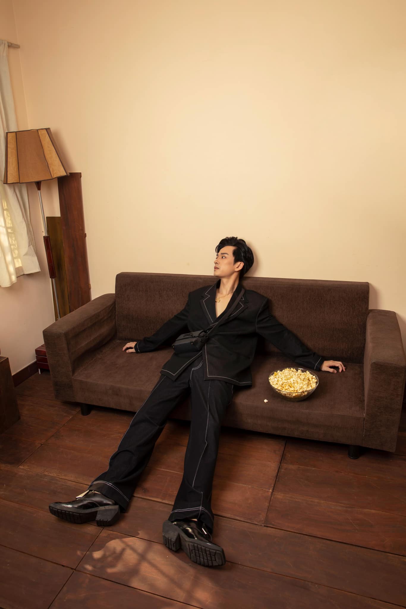 Giải trí - 'Gã trai đểu' trên phim VTV ngoài đời là nam thần của nhiều cô gái (Hình 8).