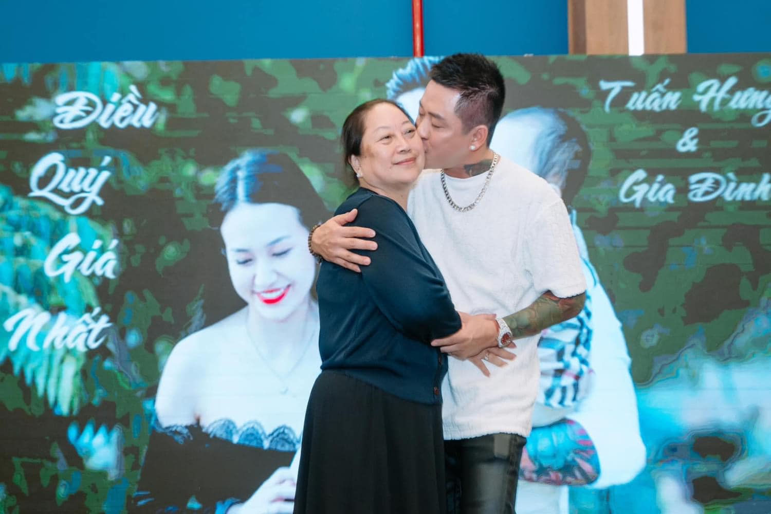 Giải trí - Tuấn Hưng nói về phát ngôn: 'Cho mẹ ruột và vợ ở chung thì nguy cơ tan vỡ gia đình nhanh' (Hình 2).