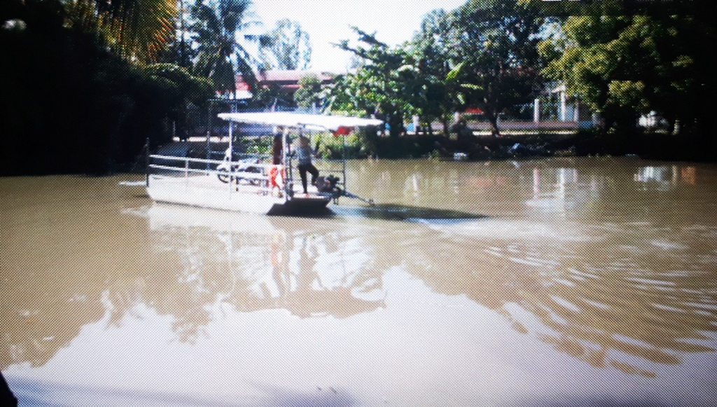 Bắt người chồng trong nghi án giết vợ, ném xác xuống sông