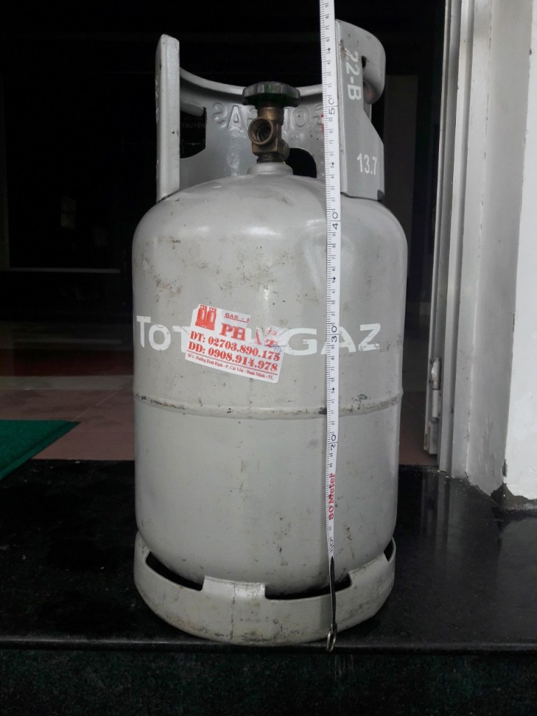 An ninh - Hình sự - Khống chế đối tượng ôm bình gas xông vào trung tâm VTV Cần Thơ (Hình 2).