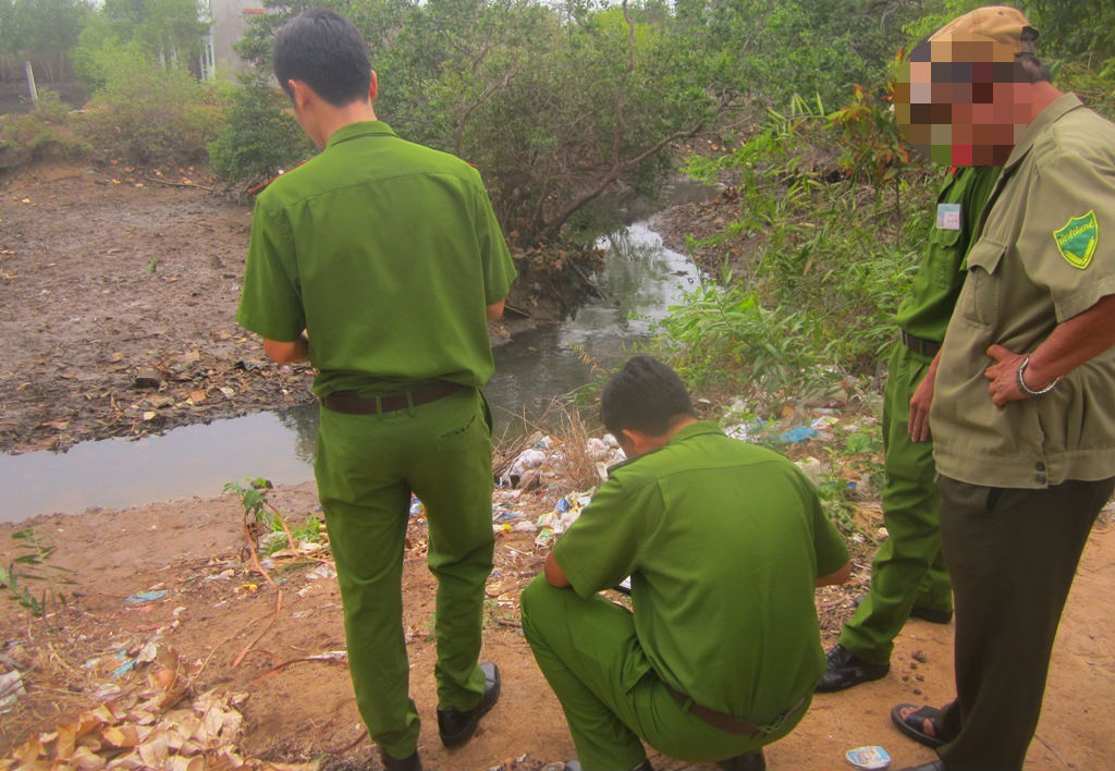 An ninh - Hình sự - Vĩnh Long: Điều tra vụ xô xát khiến bạn nhậu tử vong